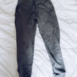 LULULEMON JOGGERS